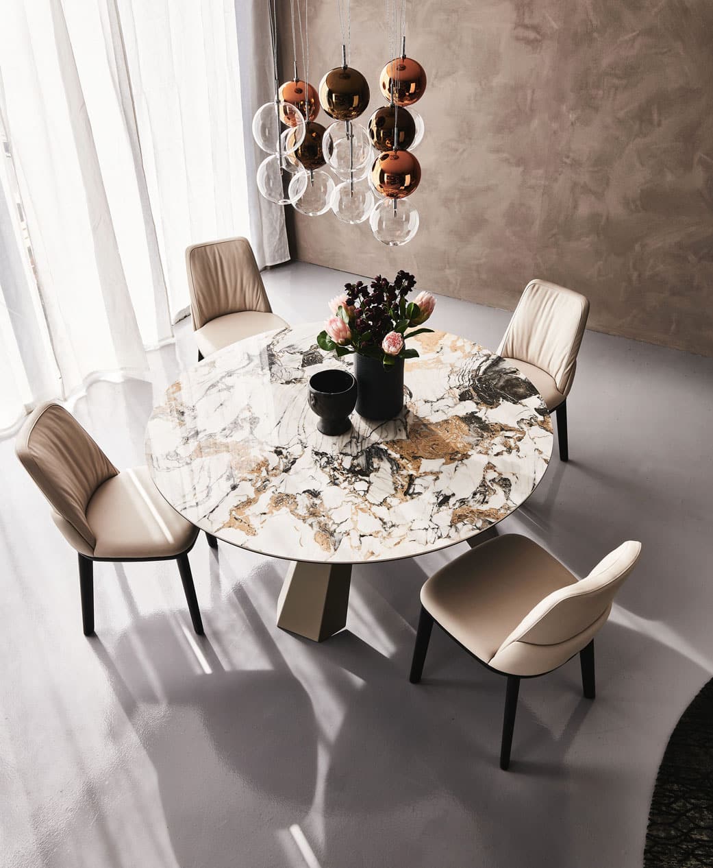 Made In Italy modern Dining room Set from Cattelan