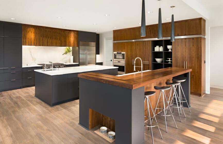 Modern kitchen using E-design online interior design services