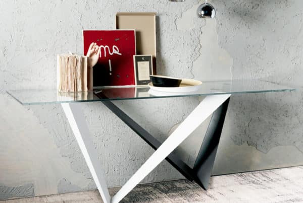 Living room modern console table with modern lighting