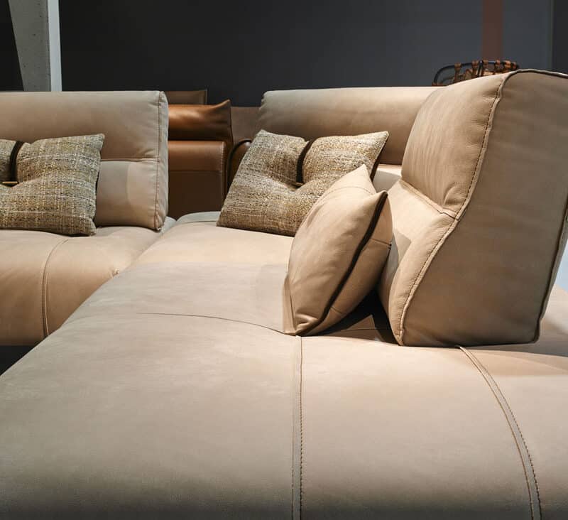 How to choose the best leather sofa