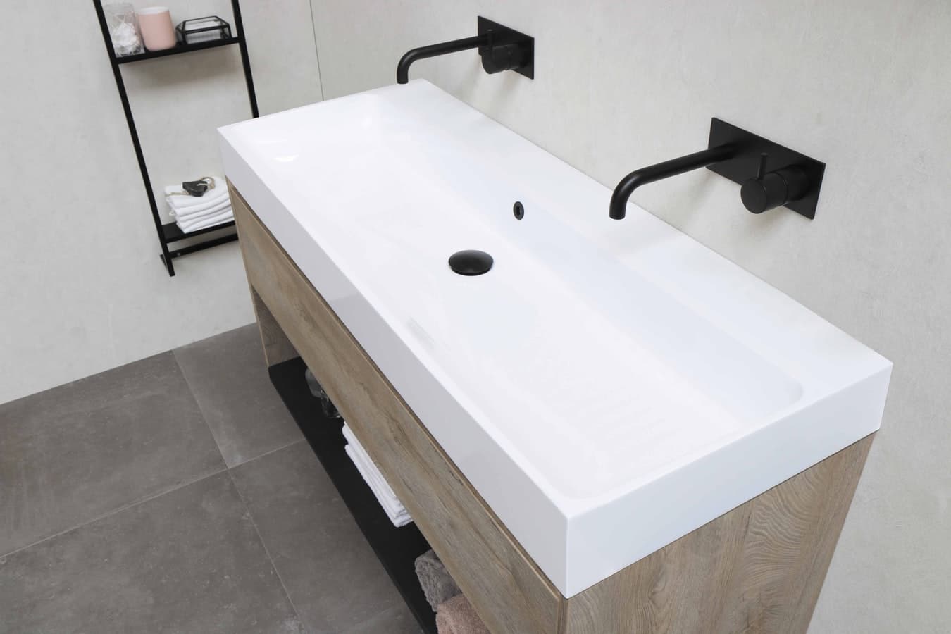 contemporary bathroom with modern countertop & backsplash